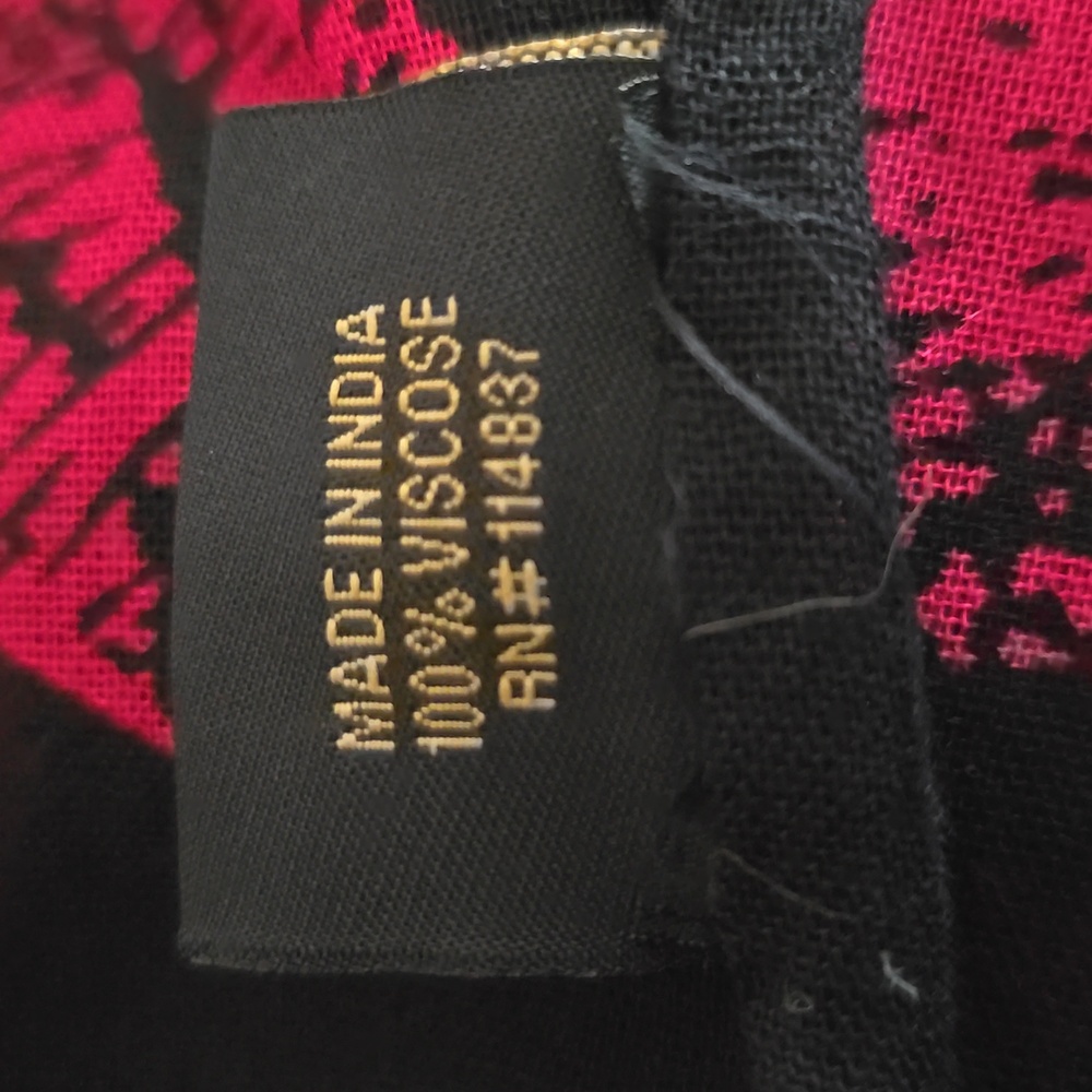 Schiaparelli & Dali Scarf - Picture 3 of 8